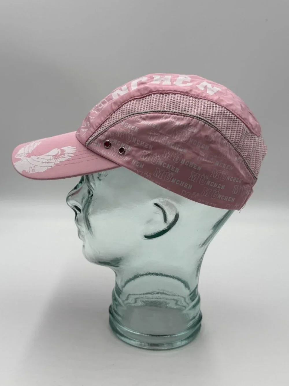 Robin Ruth Munchen Germany Hat Pink Strapback Cap One Size Adjustable Souvenir